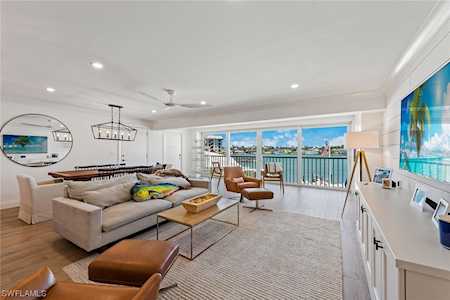 2850 N Gulf Shore Blvd #308 Naples, FL 34103