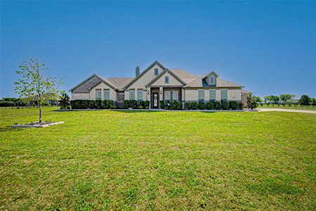 120 Winchester Street Van Alstyne, TX 75495