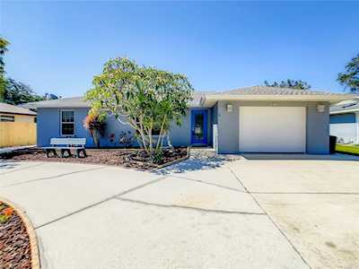 6715 12th Ave NW Bradenton, FL 34209