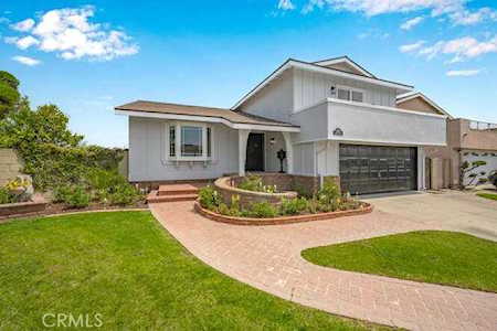 3560 Jasmin Circle Seal Beach, CA 90740