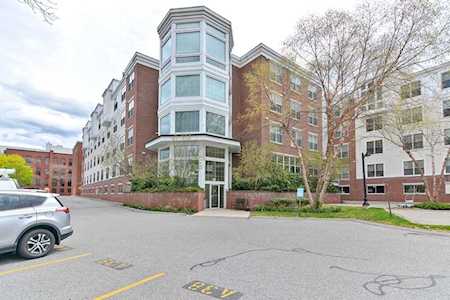248 Albion St #222 Wakefield, MA 01880