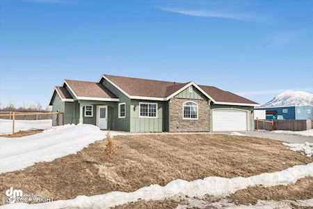 1365 N Angus Loop Palmer, AK 99645