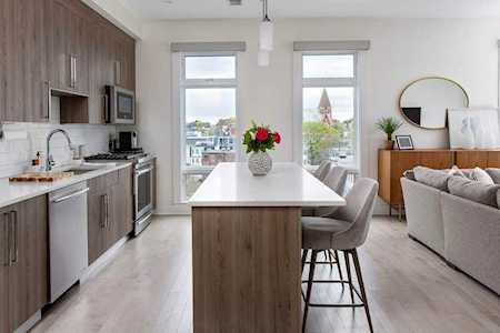232 Old Colony Ave #504 Boston, MA 02127