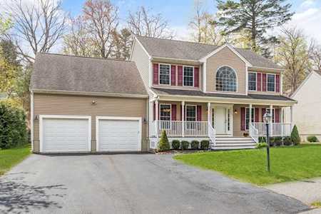 27 Bella Rd Sharon, MA 02067