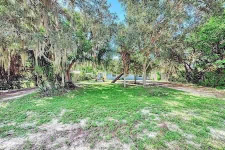 381 E Langsner St Englewood, FL 34223