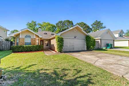 1706 Colonial Ct Fort Walton Beach, FL 32547