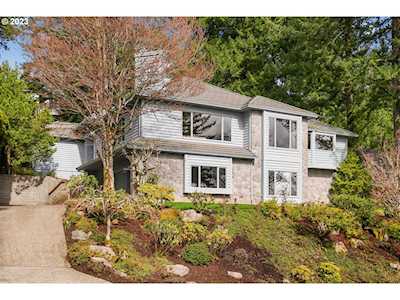 18 Becket ST Lake Oswego, OR 97035