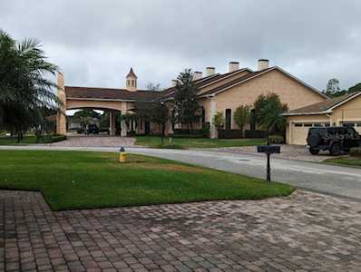 1326 Innsbruck Ct Winter Haven, FL 33884