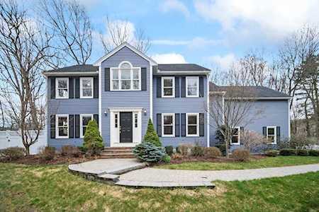 30 Hamilton Circle Marlborough, MA 01752