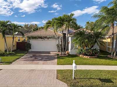 9511 Verona Lakes Boulevard Boynton Beach, FL 33472
