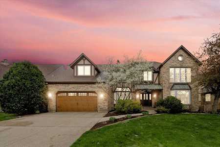782 Torrington Dr Naperville, IL 60565