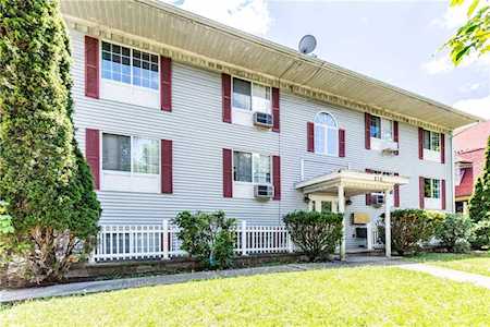 210 Lexington Ave #4 Providence, RI 02907