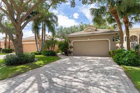 7146 Via Genova Delray Beach, FL 33446