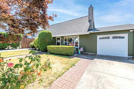 1101 N 31st St Renton, WA 98056