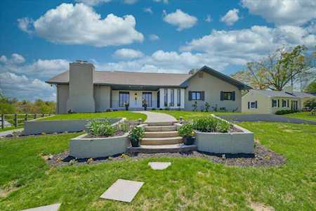 3434 SW Mud Lick Roanoke, VA 24018