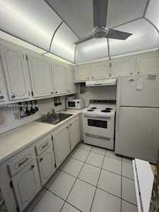 251 Oakridge O #251 Deerfield Beach, FL 33442