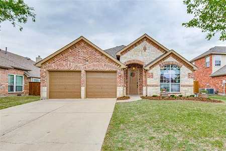 2417 Foxwood Lane Little Elm, TX 75068