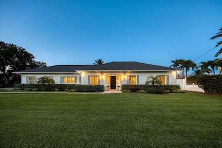 300 Harbor Dr Indian Rocks Beach, FL 33785