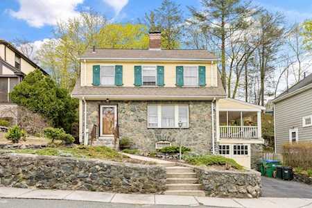 29 Aquavia Road Medford, MA 02155