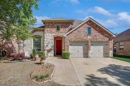 1141 Golf Club Drive Lantana, TX 76226