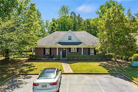 802 W Longleaf Dr Auburn, AL 36832