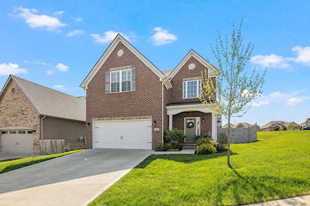 120 Rowanberry Dr Nicholasville, KY 40356