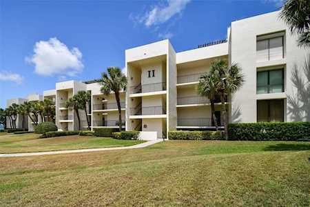 50 Coe Rd #215 Belleair, FL 33756