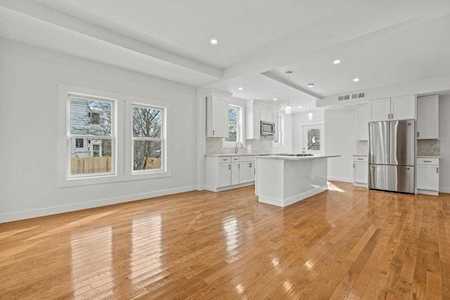 371-1 Metropolitan Avenue #1 Boston, MA 02131