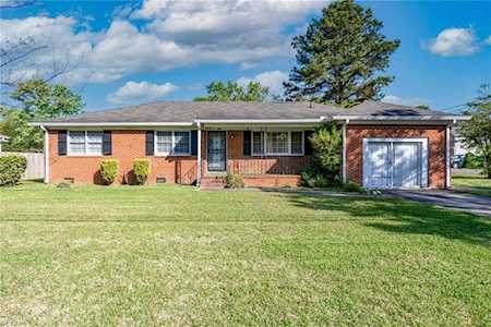 624 Shell Rd Chesapeake, VA 23323