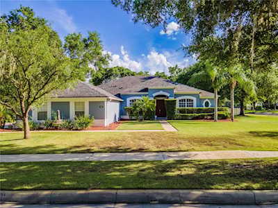 402 Chinahill Ct Apopka, FL 32712