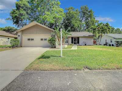 3221 E Dorchester Dr Palm Harbor, FL 34684
