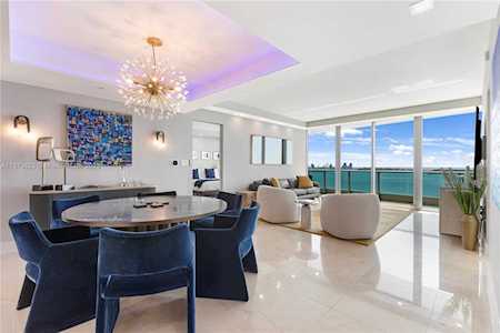 1331 Brickell Bay Dr #2609 Miami, FL 33131