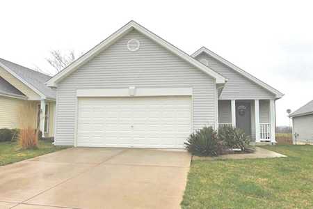 228 Autumn Oaks Dr Troy, MO 63379