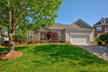 2561 Bellingham Dr NW Concord, NC 28027