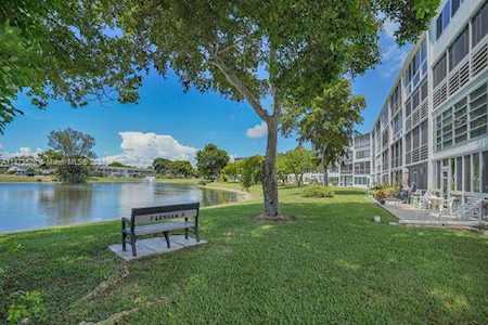 2018 N Farnham N #2018 Deerfield Beach, FL 33442