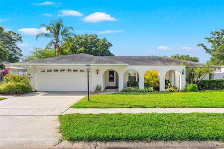 2239 Willowbrook Dr Clearwater, FL 33764