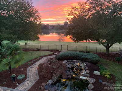 142 Lake Point Dr Fort Mill, SC 29708
