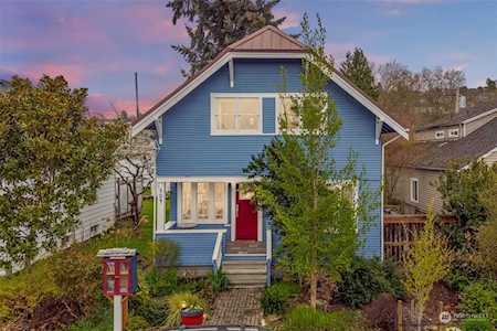 504 Smithers Ave S Renton, WA 98057