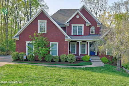 6101 Samuels Ct Crestwood, KY 40014