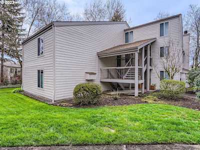 10305 SW Trapper TER Beaverton, OR 97008