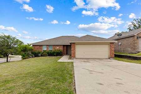 9301 Marie Court White Settlement, TX 76108