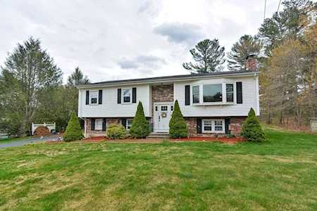 21 Tracy Beth Dr North Attleboro, MA 02760