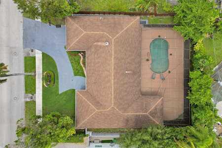 1911 NE 197th Ter Miami, FL 33179
