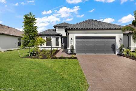 17513 Caravita Ln Fort Myers, FL 33913