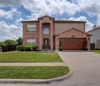 1426 Autumncrest Drive Arlington, TX 76002