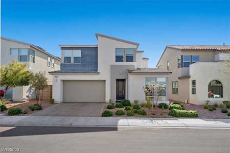 8320 Charleston Peak St Las Vegas, NV 89166