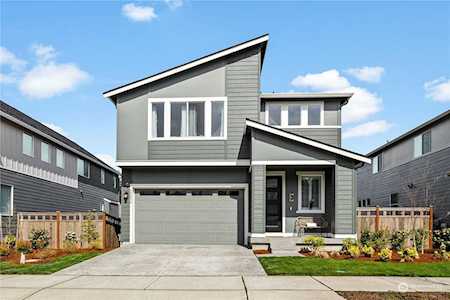 33236 Glacier Ave SE Black Diamond, WA 98010