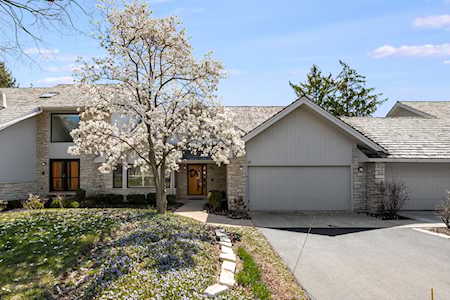 10 Bel Aire Ct Burr Ridge, IL 60527