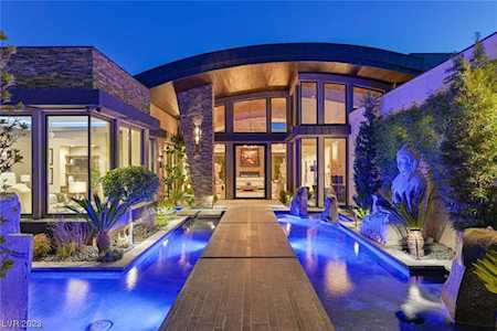 57 Hawk Ridge Dr Las Vegas, NV 89135