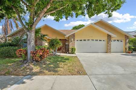 14221 Joel Ct Largo, FL 33774